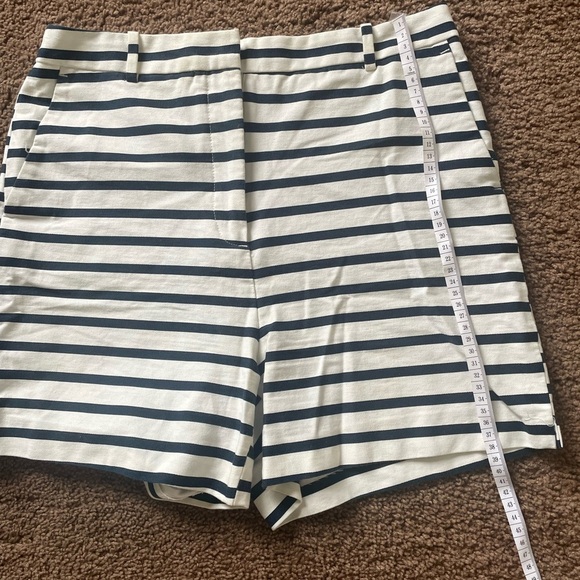 Zara Short - Picture 6 of 7